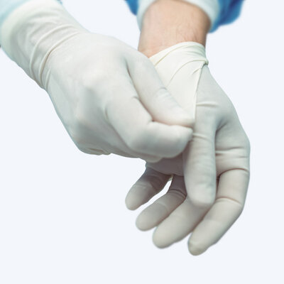 Surgical Gloves 1 600 x 600